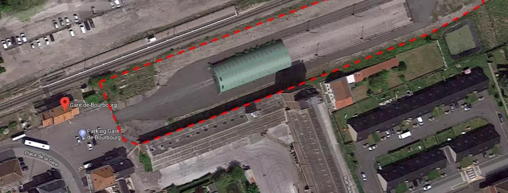 Vue aérienne d'un entrepôt à louer sur la commune de Bourbourg