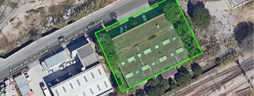 Vue aérienne entrepôt à louer sur Cannes