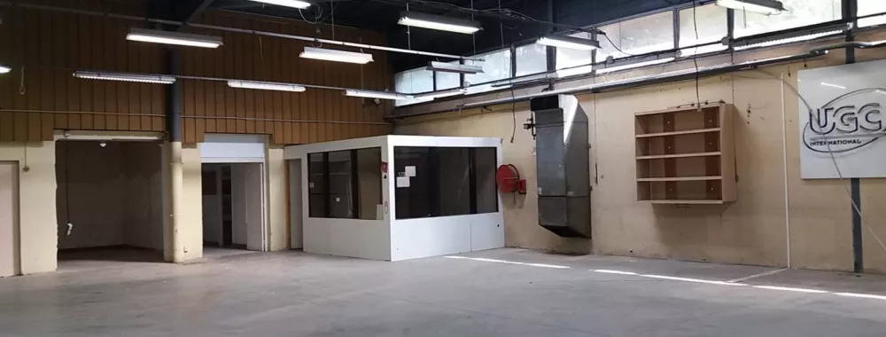 Intérieur d'un entrepôt à louer sur Cannes 