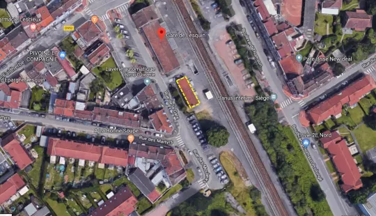 Vue aérienne sur les bureaux à louer à Lesquin