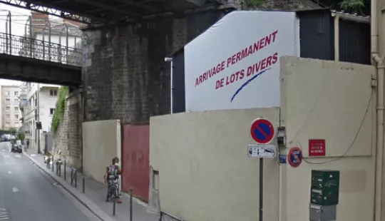 Entrepôt de 183 m² à louer dans le 15 ème arrondissement de Paris