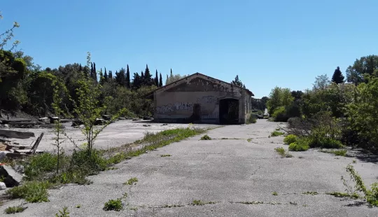 Terrain nu à louer à Aix-en-Provence